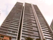 Francuski Spiderman, wspina si� na drapacz chmur w Sydney