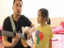 Ojciec �piewa z c�rk�