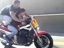 150 km/h + brak kasku