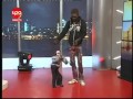 Niesamowity wyst�p a afryka�skim show