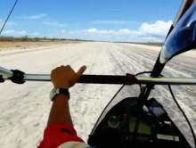Przelot motolotni� nad zachodni� Australi�(Ningaloo Reef)