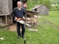 Mistrz otwierania piwa.