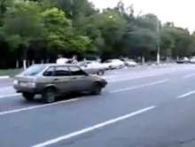 Jak si� porozumiewaj� kierowcy w Rosji po st�uczce?